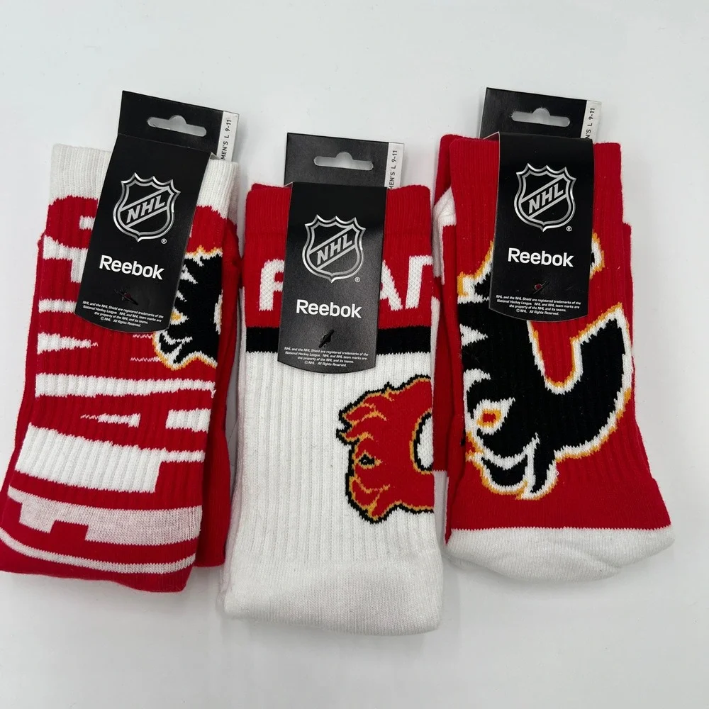 Reebok NHL Calgary Flames Men's Crew Socks 3 Pack Red White‎ Large